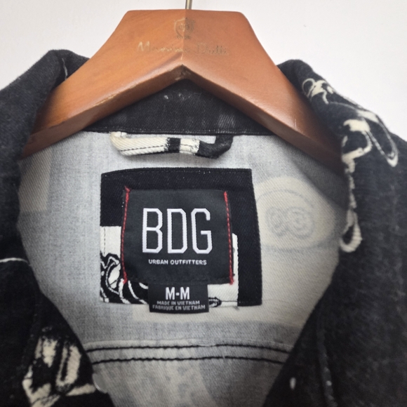 BDG Black and White Graphic Men's Jacket - Picture 2 of 3
